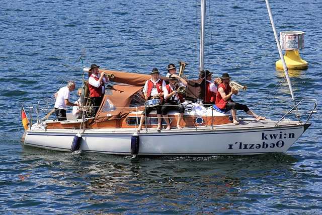 交通堵塞是 交通堵塞是